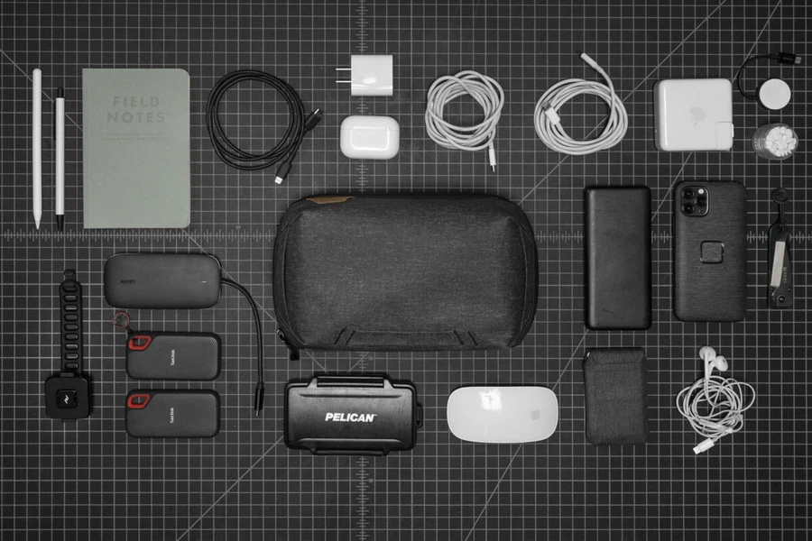 Peak Design Tech Pouch - Coyote V2-p1